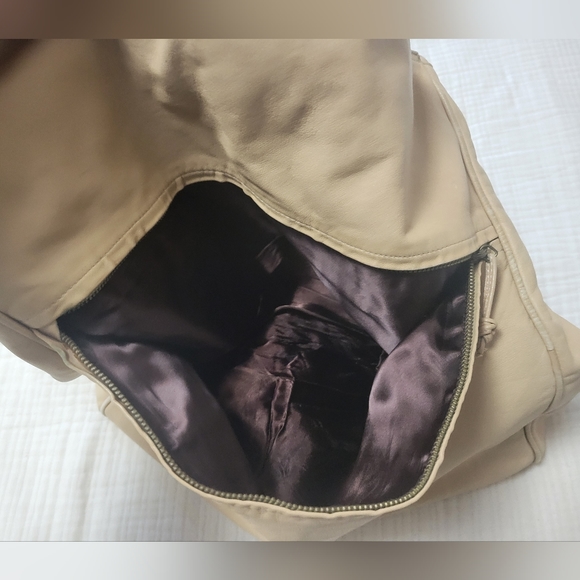 Bottega Veneta Vintage Soft Calfskin Hobo Shoulder Bag Sofia Richie Fave Style - Picture 5 of 12